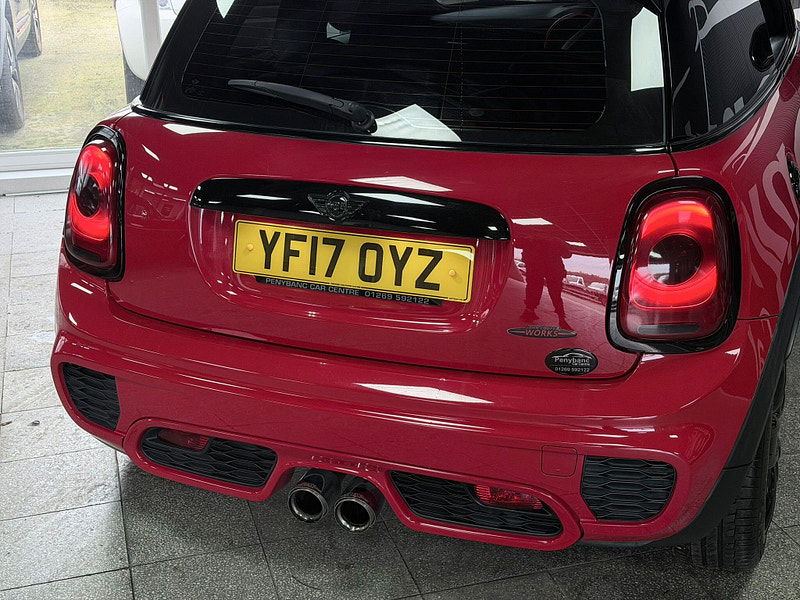 MINI Hatch 2.0 John Cooper Works Auto Euro 6 (s/s) 3dr 3dr Automatic 2026