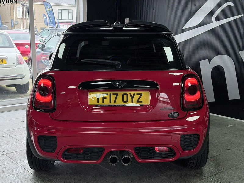 MINI Hatch 2.0 John Cooper Works Auto Euro 6 (s/s) 3dr 3dr Automatic 2026