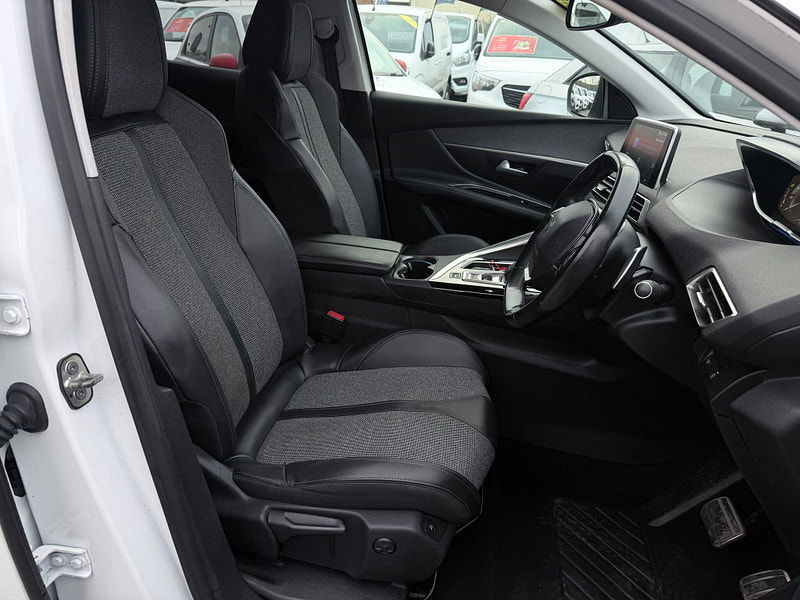 Peugeot 3008 1.2 PureTech Allure EAT Euro 6 (s/s) 5dr 5dr Automatic 2026