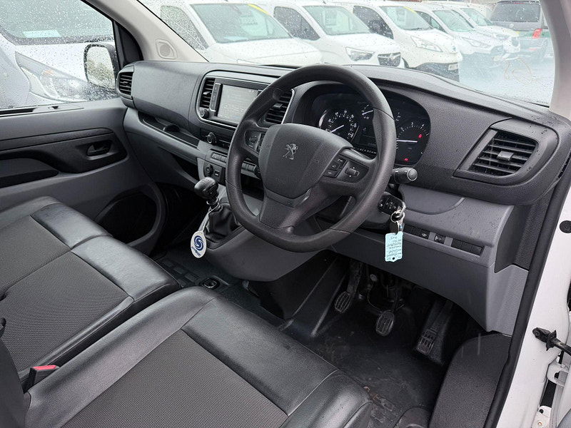 Peugeot Expert 1.5 BlueHDi 1000 Professional Compact Panel Van SWB Euro 6 (s/s) 6dr 6dr Manual 2026