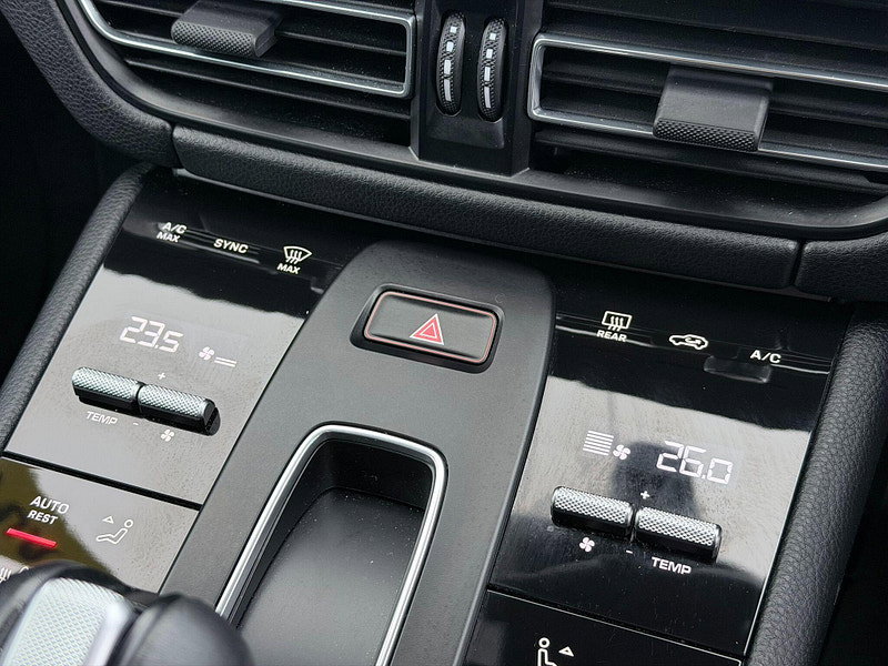 Porsche Macan 2.0T T PDK 4WD Euro 6 (s/s) 5dr 5dr Automatic 2026