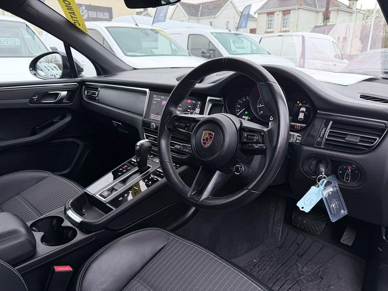 Porsche Macan 2.0T T PDK 4WD Euro 6 (s/s) 5dr 5dr Automatic 2026