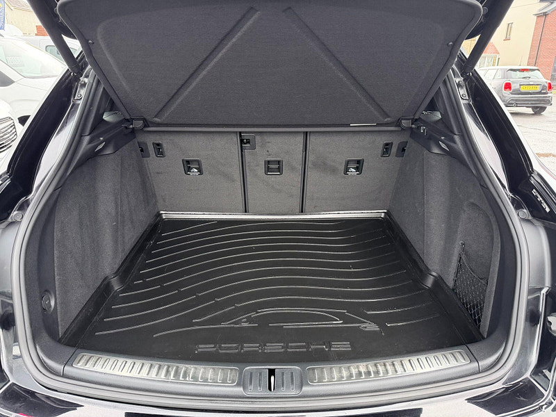 Porsche Macan 2.0T T PDK 4WD Euro 6 (s/s) 5dr 5dr Automatic 2026