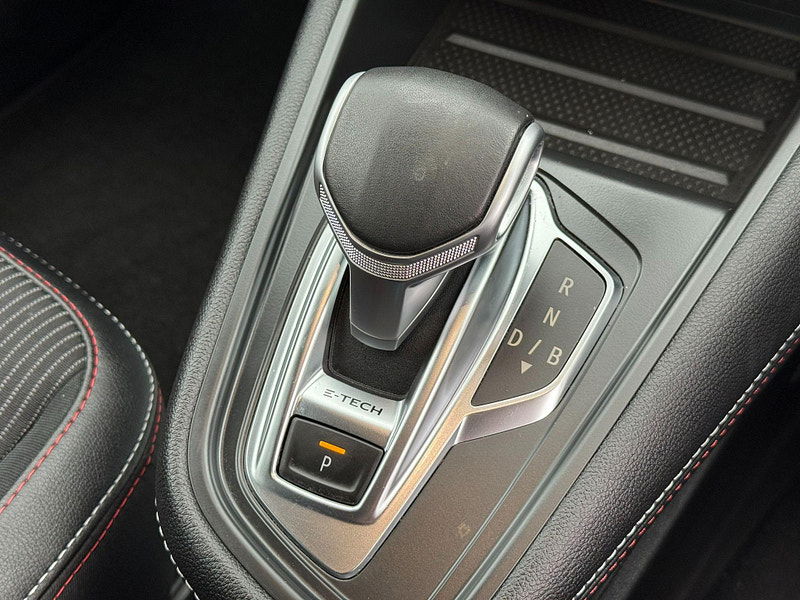 Renault Captur 1.6 E-TECH 9.8kWh RS Line Auto Euro 6 (s/s) 5dr 5dr Automatic 2026