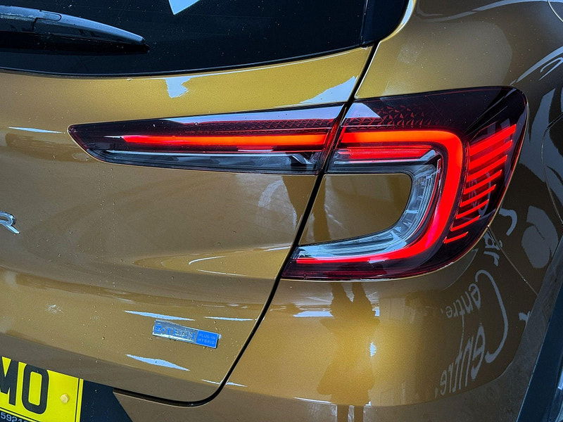 Renault Captur 1.6 E-TECH 9.8kWh RS Line Auto Euro 6 (s/s) 5dr 5dr Automatic 2026