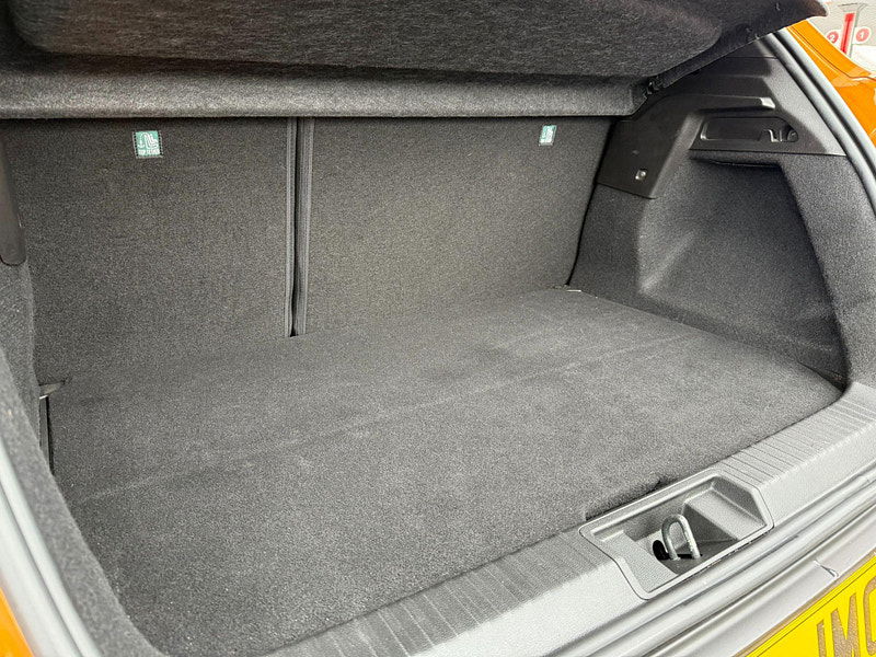 Renault Captur 1.6 E-TECH 9.8kWh RS Line Auto Euro 6 (s/s) 5dr 5dr Automatic 2026