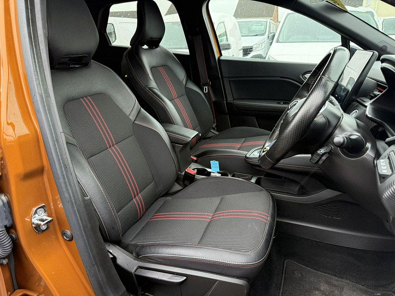 Renault Captur 1.6 E-TECH 9.8kWh RS Line Auto Euro 6 (s/s) 5dr 5dr Automatic 2026