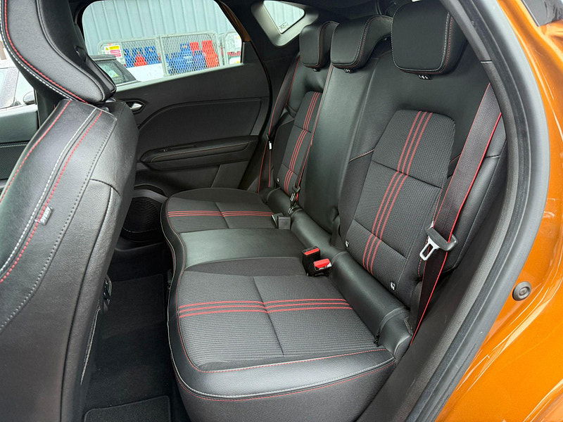 Renault Captur 1.6 E-TECH 9.8kWh RS Line Auto Euro 6 (s/s) 5dr 5dr Automatic 2026