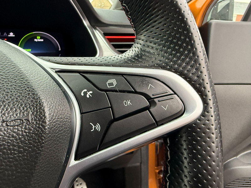 Renault Captur 1.6 E-TECH 9.8kWh RS Line Auto Euro 6 (s/s) 5dr 5dr Automatic 2026