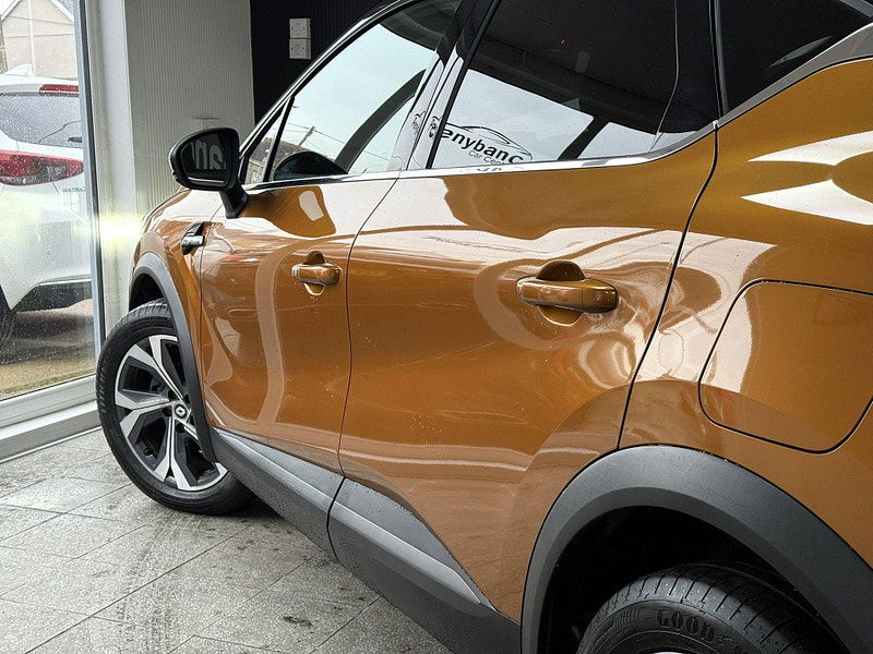 Renault Captur 1.6 E-TECH 9.8kWh RS Line Auto Euro 6 (s/s) 5dr 5dr Automatic 2026