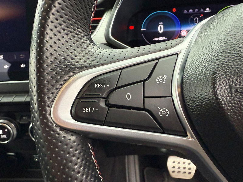 Renault Captur 1.6 E-TECH 9.8kWh RS Line Auto Euro 6 (s/s) 5dr 5dr Automatic 2026