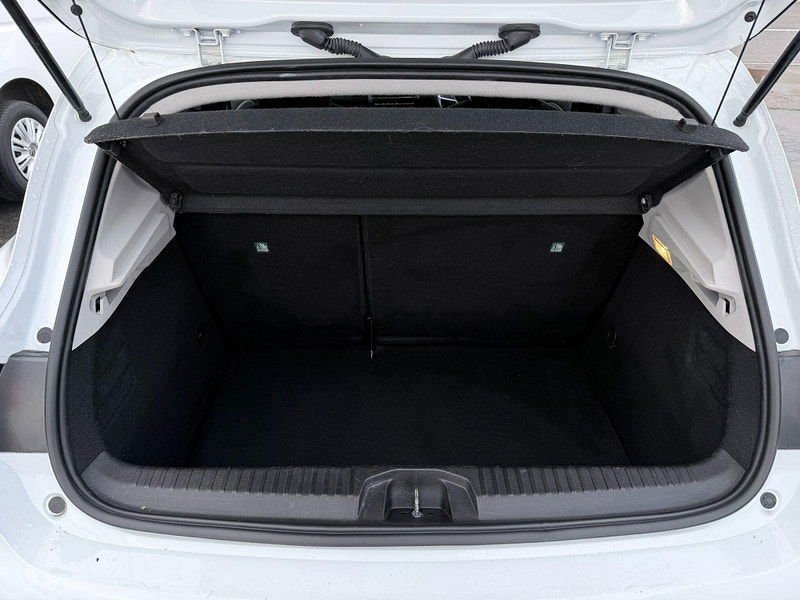 Renault Clio 1.0 TCe Iconic Euro 6 (s/s) 5dr 5dr Manual 2026