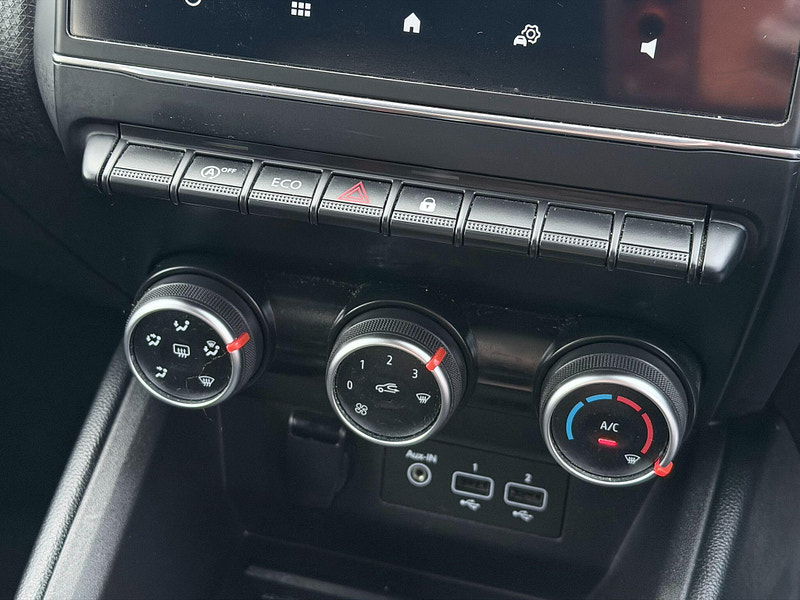 Renault Clio 1.0 TCe Iconic Euro 6 (s/s) 5dr 5dr Manual 2026