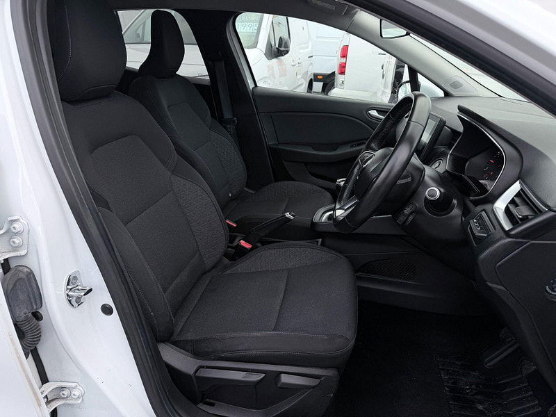 Renault Clio 1.0 TCe Iconic Euro 6 (s/s) 5dr 5dr Manual 2026