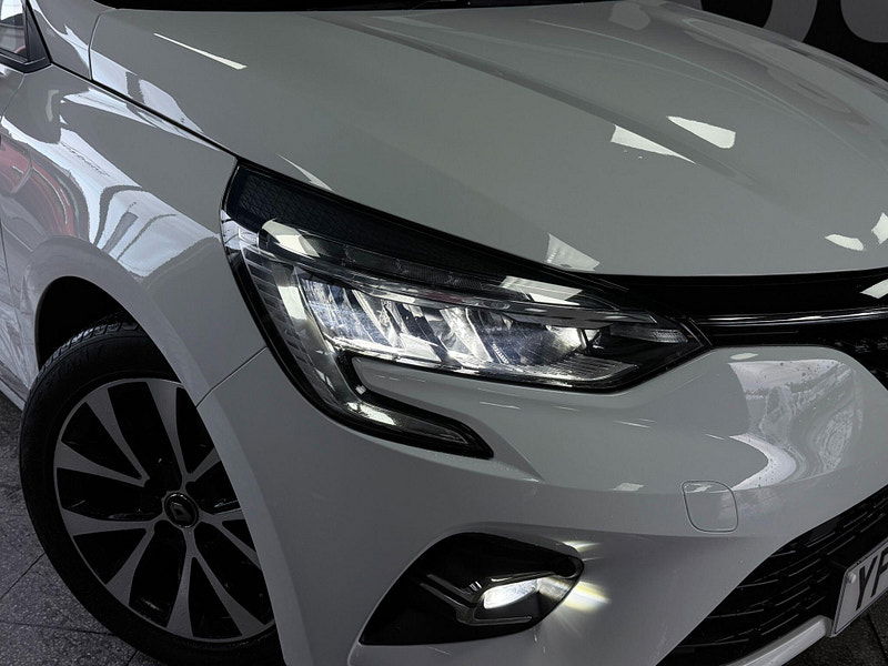 Renault Clio 1.0 TCe Iconic Euro 6 (s/s) 5dr 5dr Manual 2026