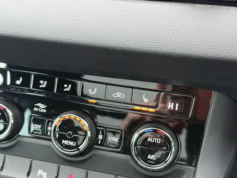 Skoda Karoq 1.5 TSI ACT SportLine DSG 4WD Euro 6 (s/s) 5dr 5dr Automatic 2026