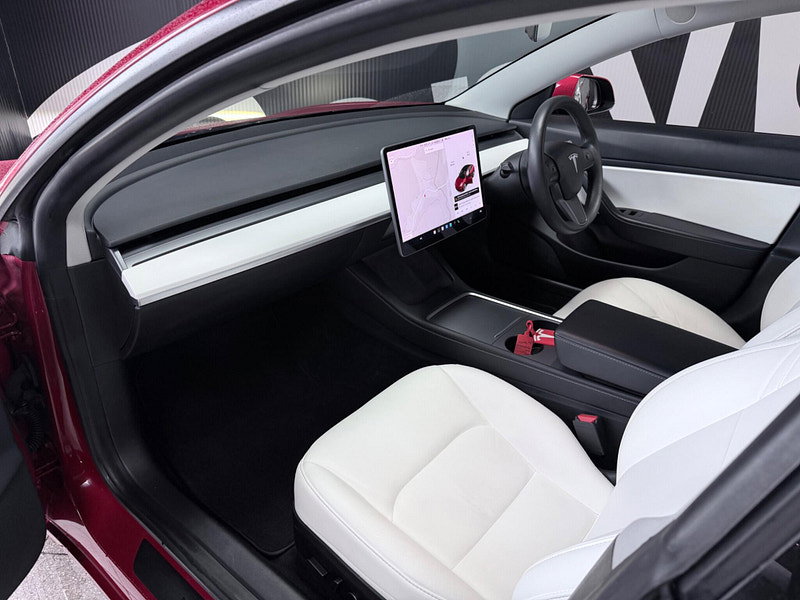 Tesla Model 3 (Dual Motor) Long Range Auto 4WDE 4dr 4dr Automatic 2026