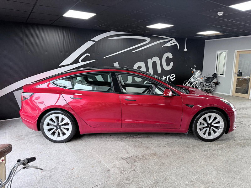 Tesla Model 3 (Dual Motor) Long Range Auto 4WDE 4dr 4dr Automatic 2026