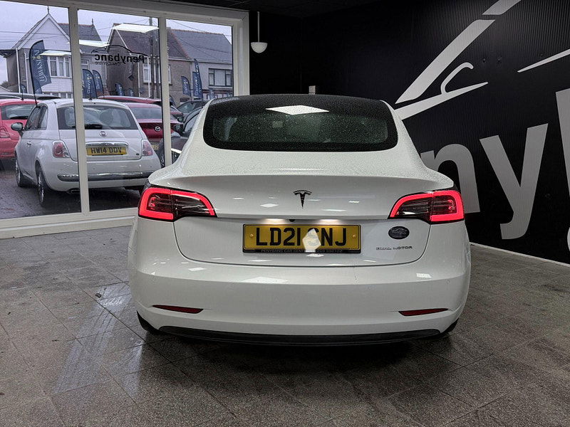 Tesla Model 3 (Dual Motor) Long Range Auto 4WDE 4dr 4dr Automatic 2026