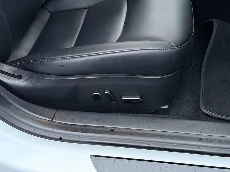 Tesla Model 3 (Dual Motor) Long Range Auto 4WDE 4dr 4dr Automatic 2026