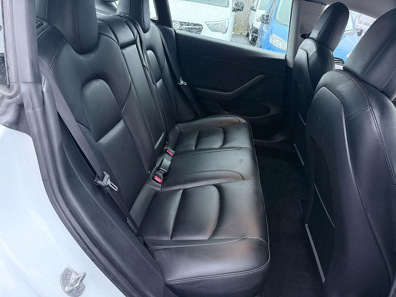 Tesla Model 3 (Dual Motor) Long Range Auto 4WDE 4dr 4dr Automatic 2026