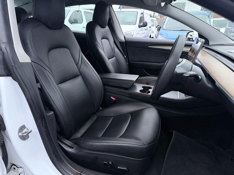 Tesla Model 3 (Dual Motor) Long Range Auto 4WDE 4dr 4dr Automatic 2026