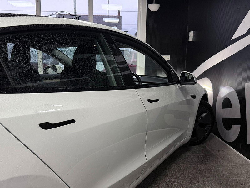 Tesla Model 3 (Dual Motor) Long Range Auto 4WDE 4dr 4dr Automatic 2026