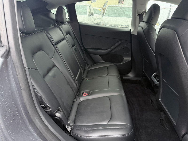 Tesla Model Y Auto RWD 5dr 5dr Automatic 2026