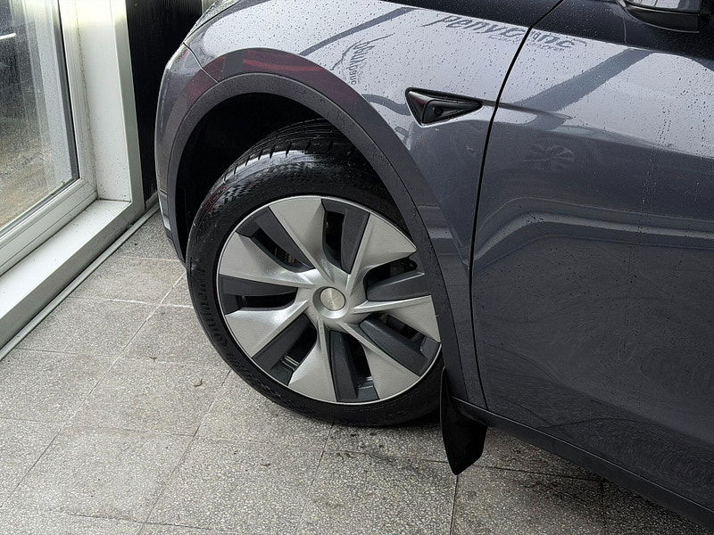 Tesla Model Y Auto RWD 5dr 5dr Automatic 2026