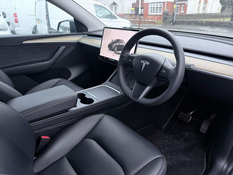 Tesla Model Y Auto RWD 5dr 5dr Automatic 2026