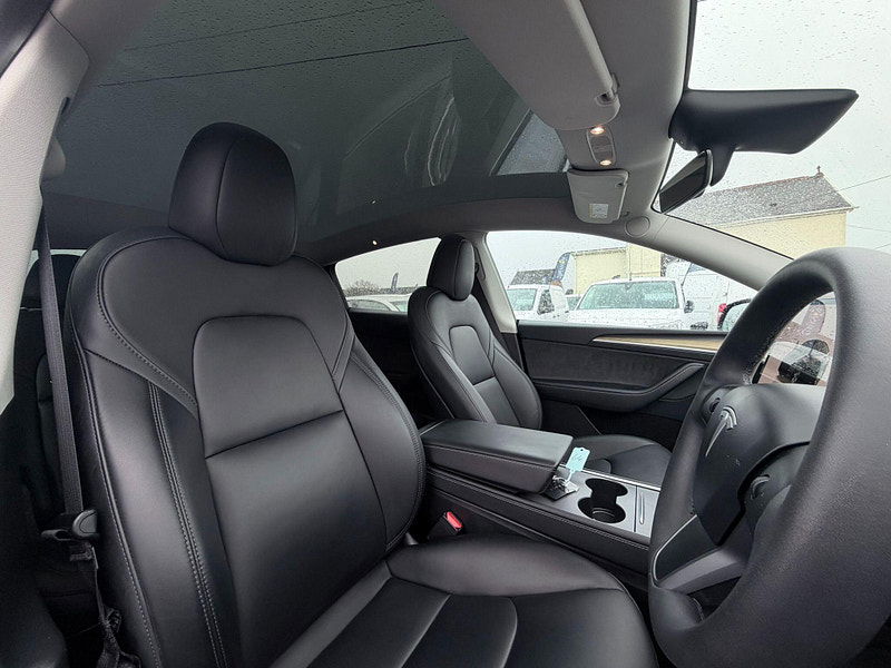 Tesla Model Y Auto RWD 5dr 5dr Automatic 2026