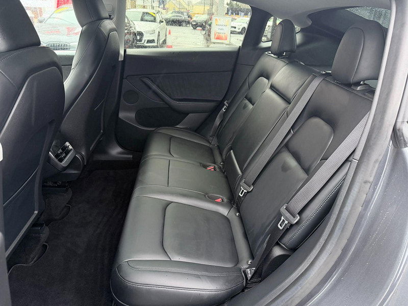 Tesla Model Y Auto RWD 5dr 5dr Automatic 2026