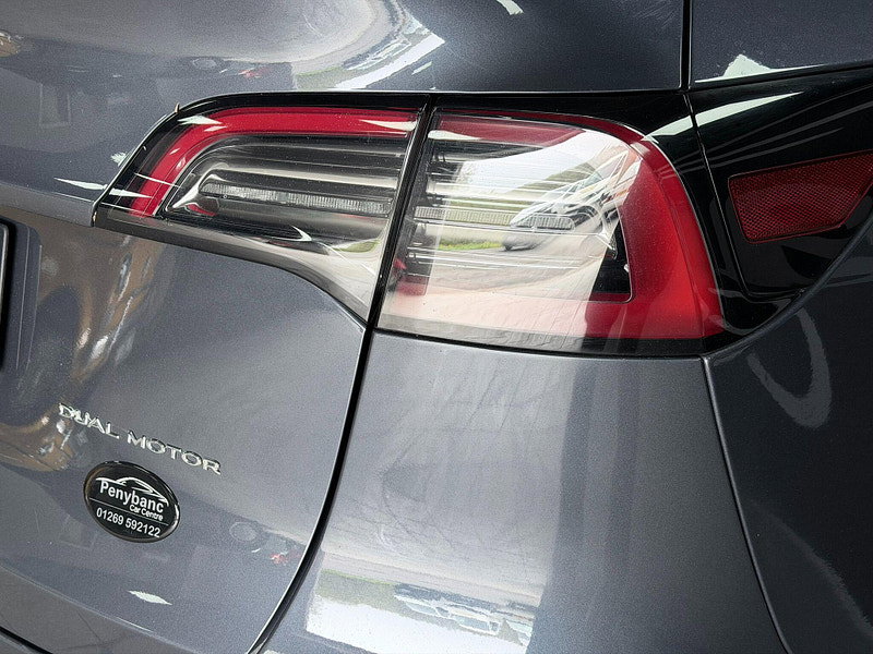 Tesla Model Y (Dual Motor) Long Range Auto 4WDE 5dr 5dr Automatic 2026