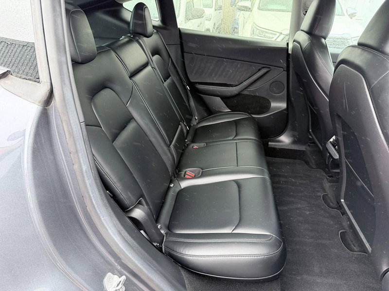 Tesla Model Y (Dual Motor) Long Range Auto 4WDE 5dr 5dr Automatic 2026