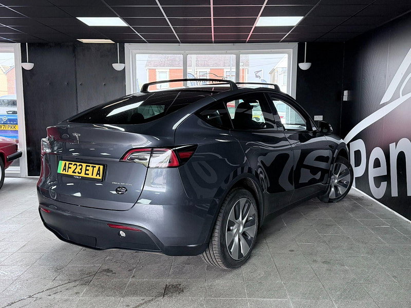 Tesla Model Y (Dual Motor) Long Range Auto 4WDE 5dr 5dr Automatic 2026