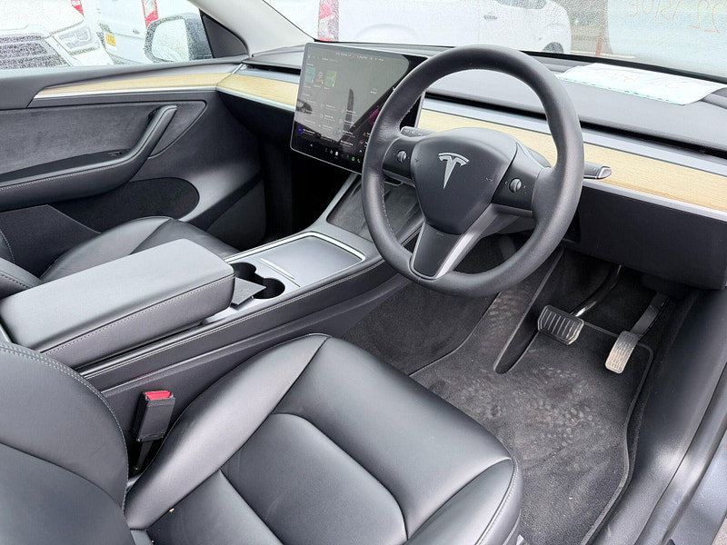 Tesla Model Y (Dual Motor) Long Range Auto 4WDE 5dr 5dr Automatic 2026