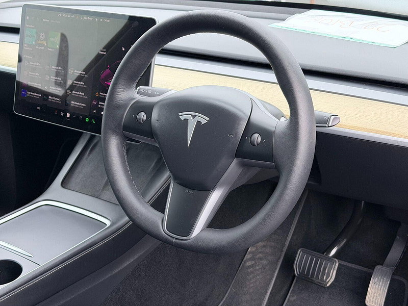 Tesla Model Y (Dual Motor) Long Range Auto 4WDE 5dr 5dr Automatic 2026