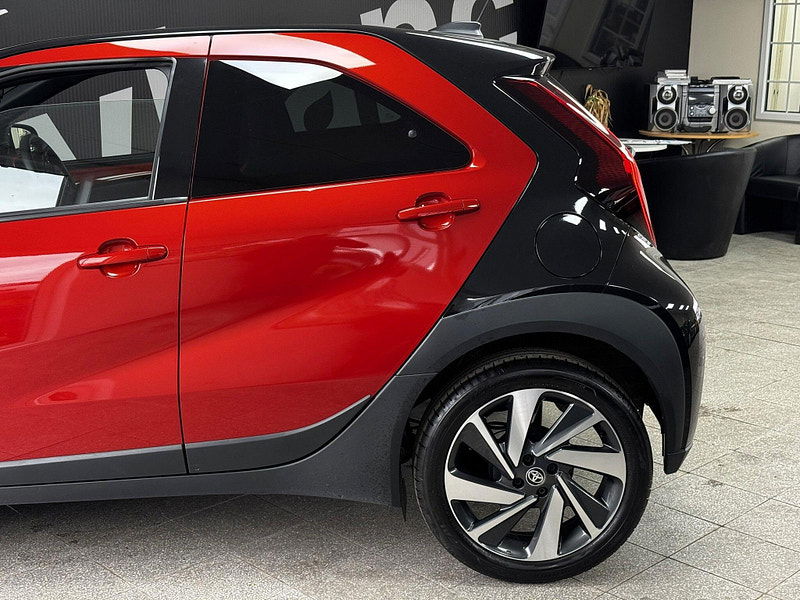 Toyota Aygo x 1.0 VVT-i Edge Euro 6 (s/s) 5dr 5dr Manual 2026