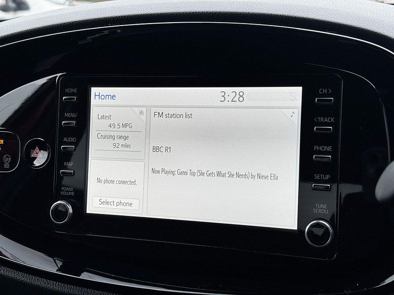 Toyota Aygo x 1.0 VVT-i Edge Euro 6 (s/s) 5dr 5dr Manual 2026