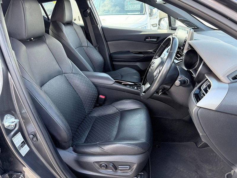 Toyota C-HR 2.0 VVT-h Excel CVT Euro 6 (s/s) 5dr 5dr Automatic 2026