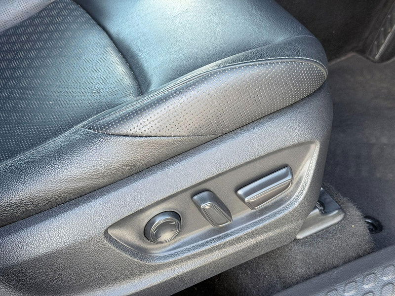 Toyota C-HR 2.0 VVT-h Excel CVT Euro 6 (s/s) 5dr 5dr Automatic 2026