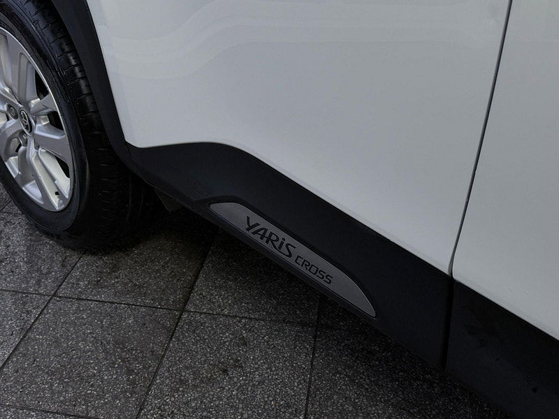 Toyota Yaris Cross 1.5 VVT-h Icon E-CVT Euro 6 (s/s) 5dr 5dr Automatic 2026