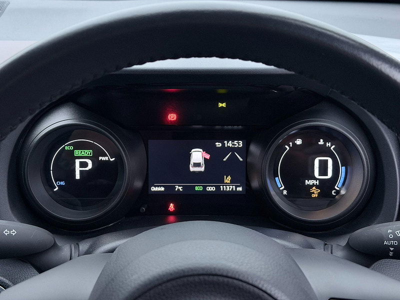 Toyota Yaris Cross 1.5 VVT-h Icon E-CVT Euro 6 (s/s) 5dr 5dr Automatic 2026