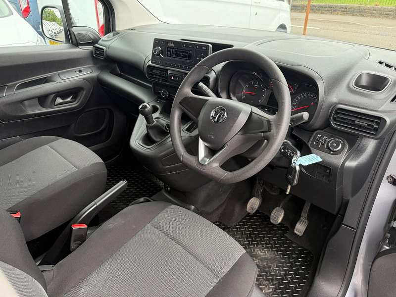 Vauxhall Combo 1.5 Turbo D 2000 Edition L1 H1 Euro 6 (s/s) 4dr 4dr Manual 2026