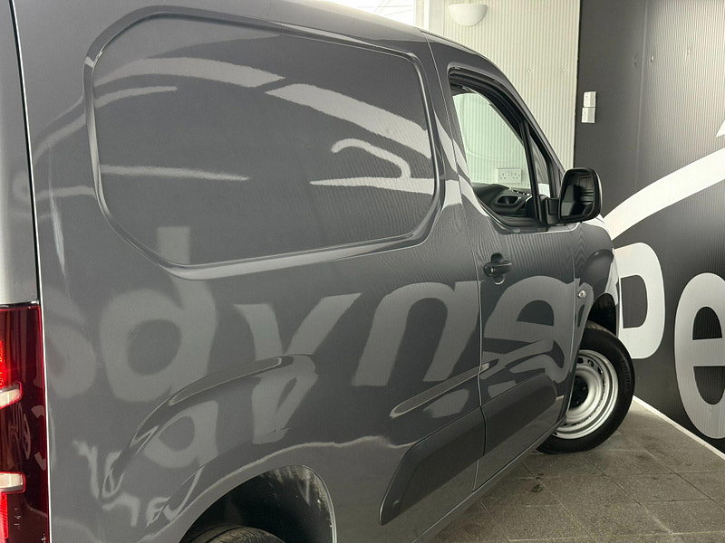 Vauxhall Combo 1.5 Turbo D 2000 Edition L1 H1 Euro 6 (s/s) 4dr 4dr Manual 2026