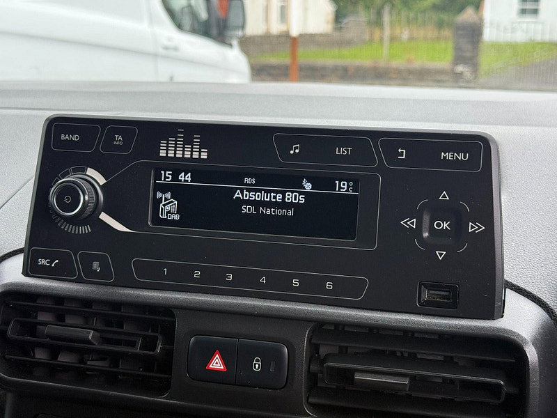 Vauxhall Combo 1.5 Turbo D 2000 Edition L1 H1 Euro 6 (s/s) 4dr 4dr Manual 2026