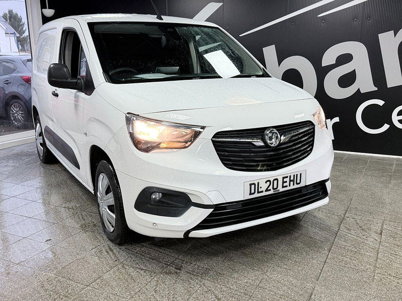 Vauxhall Combo 1.5 Turbo D 2000 Sportive L1 H1 Euro 6 (s/s) 4dr 4dr Manual 2026