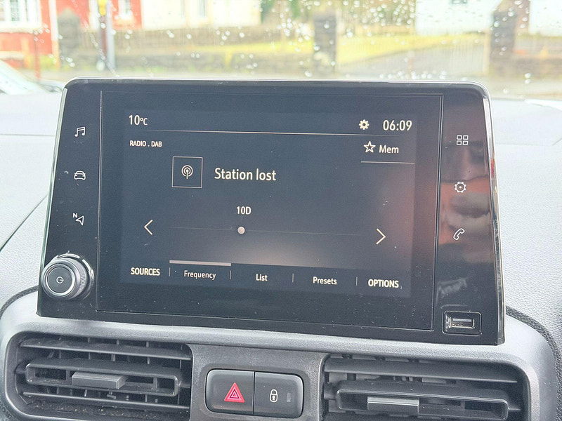 Vauxhall Combo 1.5 Turbo D 2000 Sportive L1 H1 Euro 6 (s/s) 4dr 4dr Manual 2026