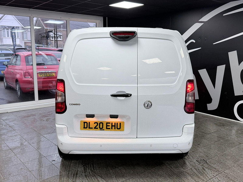 Vauxhall Combo 1.5 Turbo D 2000 Sportive L1 H1 Euro 6 (s/s) 4dr 4dr Manual 2026