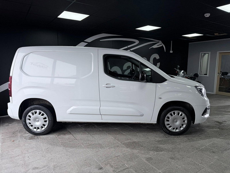 Vauxhall Combo 1.5 Turbo D 2300 Pro L1 H1 Euro 6 (s/s) 5dr 5dr Manual 2026